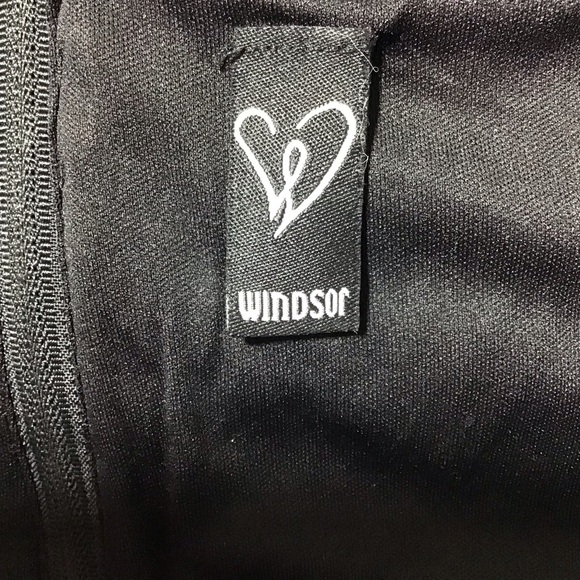 Windsor Darlene Cutout Back Bodycon Black Sequin Maxi Dress - Picture 7 of 13